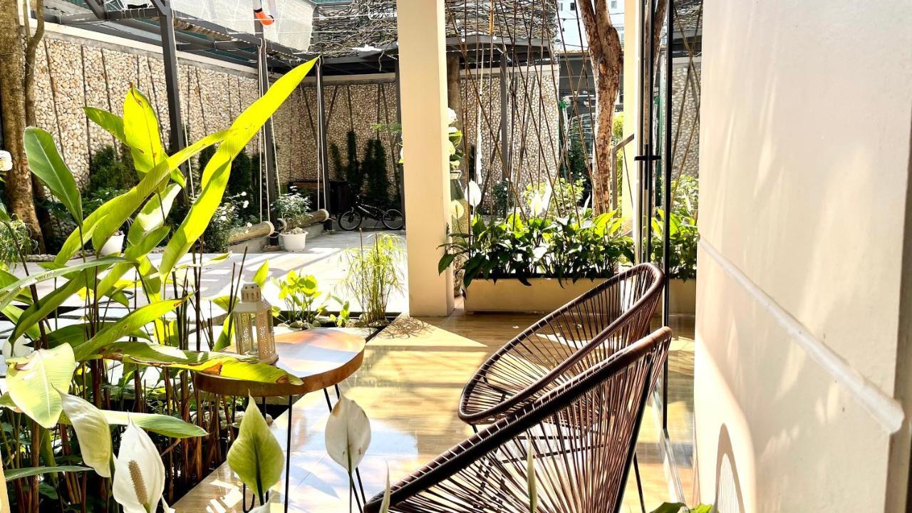 Phoenix Minh Chau Hotel Куангнинь Экстерьер фото